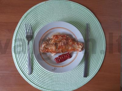 Troškinta plekšnė pagrindine nuotrauka