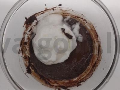 Šokoladinis terinas su grietininiu likieriumi Žingsnis 3