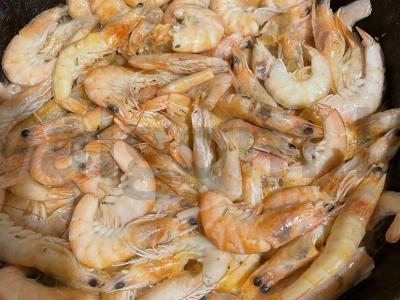 Keptos krevetės su rozmarinu Žingsnis 1