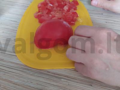 Koralinis salotas su krabų mėsa Žingsnis 5