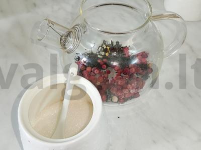 Spanguolių arbata Žingsnis 2