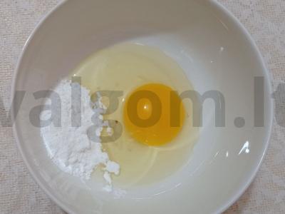 Švelnūs profitriai su grietinėlėmis ir medumi Žingsnis 2