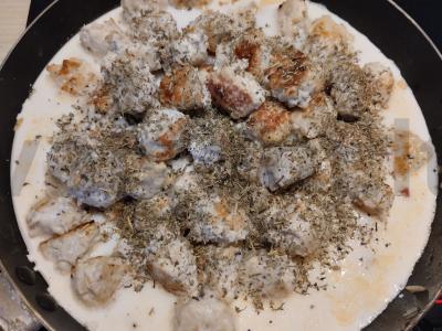 Koldūnai grietinėlės padaže Žingsnis 6