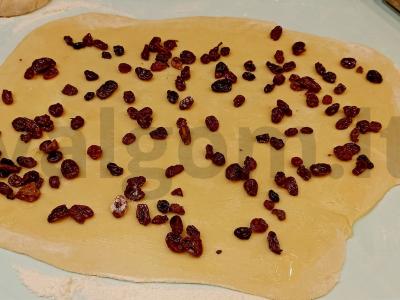 Raisinų pyragas „Zavitushka“ Žingsnis 7