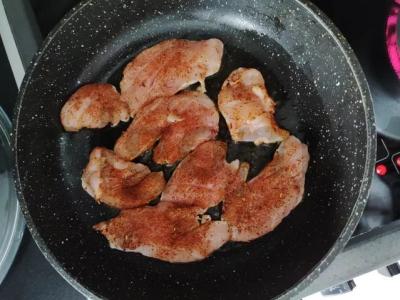 Sultingas vištienos filė su brokoliais Žingsnis 2