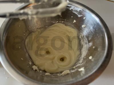 Kremas tortams iš varškės sūrio ir sviesto Žingsnis 1