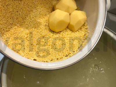 Kopūstienė su šviežia kopūstu, grikiais ir bulvėmis Žingsnis 6