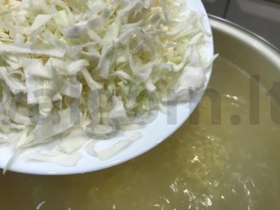 Kopūstienė su šviežia kopūstu, grikiais ir bulvėmis Žingsnis 9