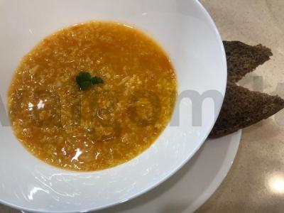 Kopūstienė su šviežia kopūstu, grikiais ir bulvėmis pagrindine nuotrauka