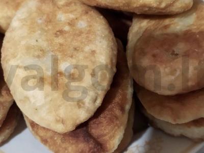 Kibinai su bulvėmis ir kepenimis, kepti keptuvėje pagrindine nuotrauka