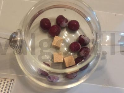 Kvapnus žolelių arbata su vyšniomis Žingsnis 2