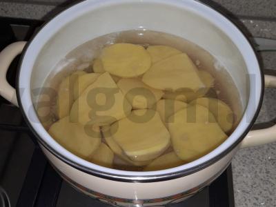 Kalakutienos krūtinėlė su grybais grietinėlės padaže su bulvių koše Žingsnis 9