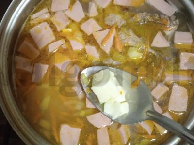 Sūrio sriuba su dešra Žingsnis 5