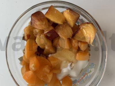 Avižinė košė su abrikosu ir persiku ant grietinėlės Žingsnis 3