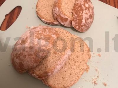 Lengvas tortas iš meduolių, grietinės ir bananų Žingsnis 1