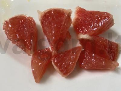 Vaisių salotos su konservuotais persikais ir vyšniomis Žingsnis 4