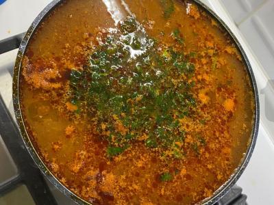 Pupelių sriuba pagrindine nuotrauka