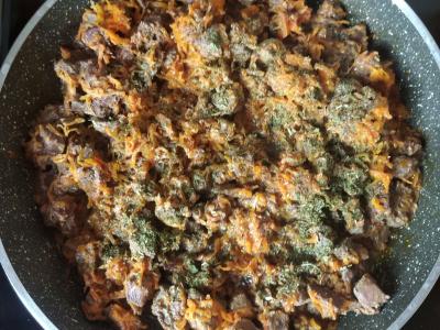 Kiaulienos kepenys grietinėlės padaže Žingsnis 3