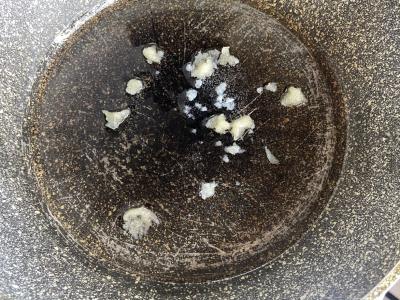 Spagečiai „Alfredo“ su vištiena ir grybais Žingsnis 2