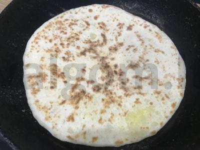 Kabar dinų „Dėlen“ хычины su bulvėmis ir sūriu Žingsnis 7