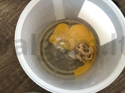 Skanus majonezas su augaliniu aliejumi ir grietine Žingsnis 1