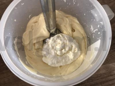 Skanus majonezas su augaliniu aliejumi ir grietine Žingsnis 4