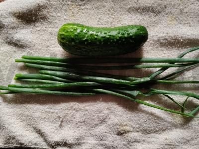 Salotas su avižų sėlenomis ir raudona žuvimi Žingsnis 1