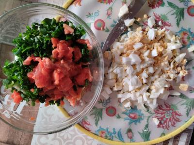 Salotas su avižų sėlenomis ir raudona žuvimi Žingsnis 3