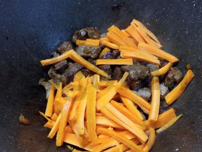 Jautienos plovas katile Žingsnis 3