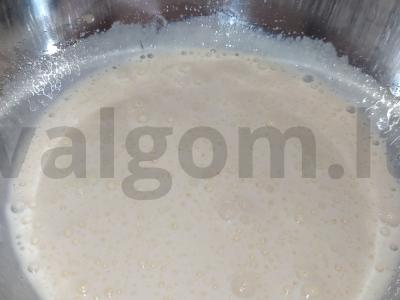 Apelsinų keksiukai su mandarinų sultimis Žingsnis 2