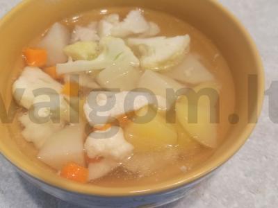 Žiedinių kopūstų sriuba pagrindine nuotrauka