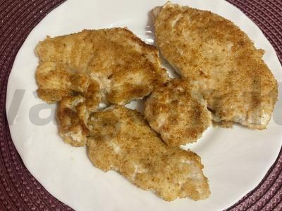 Vištienos kotletas hamburgeriui pagrindine nuotrauka