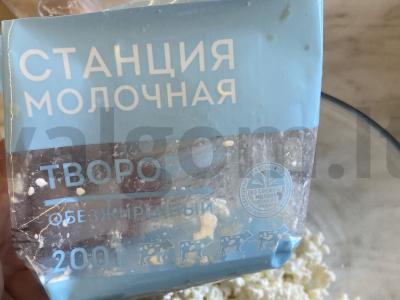 Varškėčiai iš liesos varškės Žingsnis 1