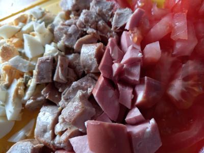 Kiaušinienė su daržovėmis ir marinaro padažu Žingsnis 1