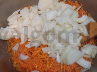 Pomidorų lečo su morkomis, paprikomis ir cukinijomis Žingsnis 3