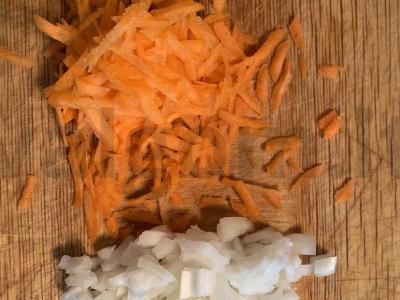 Troškinta bulvytė lėtoje viryklėje Žingsnis 1