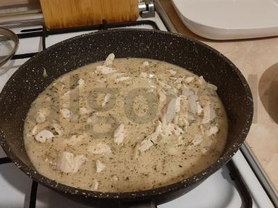 Vištienos krūtinėlės guliašas Žingsnis 6