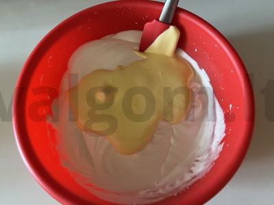 Biskvitinis pyragas su varškės plutele Žingsnis 5