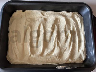 Biskvitinis pyragas su varškės plutele Žingsnis 9