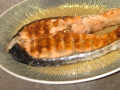 Keptas lašišos steikas pagrindine nuotrauka