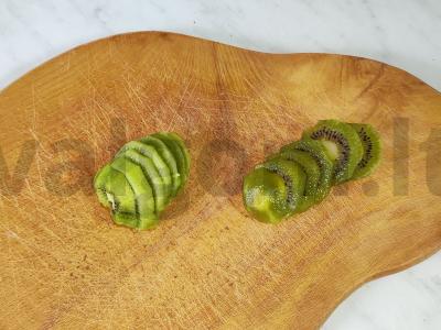 Avižinė košė su kiviais Žingsnis 2