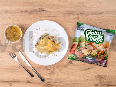 Vištienos ir šaldytų daržovių pyragas pagrindine nuotrauka