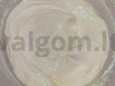 Varškės velykinis pyragas „Trys šokoladai“ su grietine Žingsnis 1