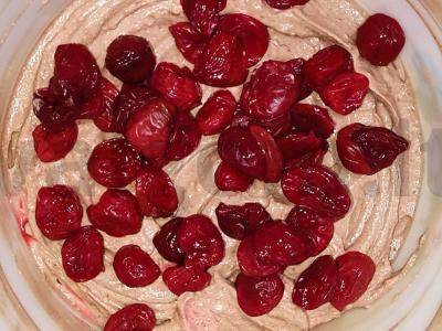 Varškės velykinis pyragas „Trys šokoladai“ su grietine Žingsnis 2