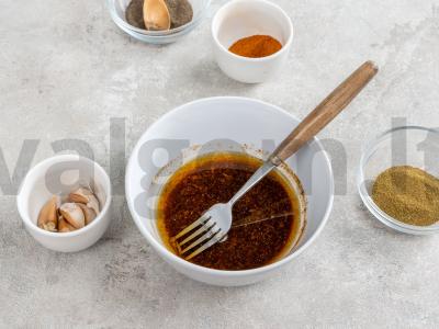 Skaniausias marinatui kalakutienos šašlykams Žingsnis 2