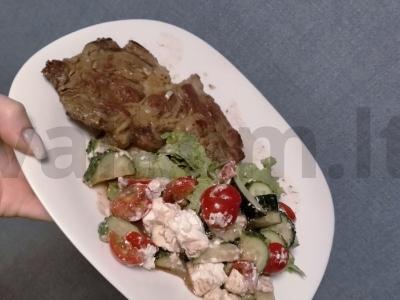 Gerai iškeptas jautienos steikas pagrindine nuotrauka