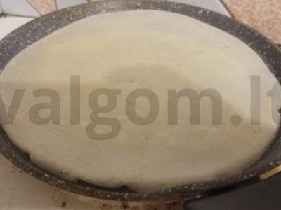 Blynai su kondensuotu pienu ir šokoladu Žingsnis 4