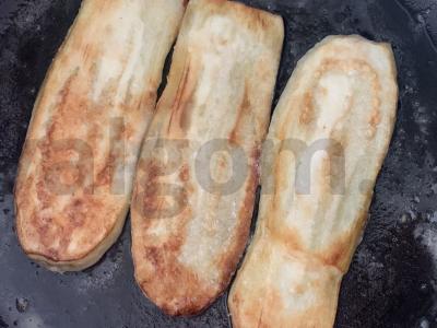 Baklažanų ritinėliai su varške ir grietine Žingsnis 3