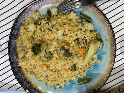 Bulgūras su daržovėmis pagrindine nuotrauka