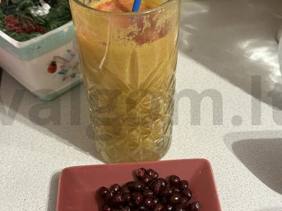 Natūralus sultys „Granatų malonumas“ pagrindine nuotrauka